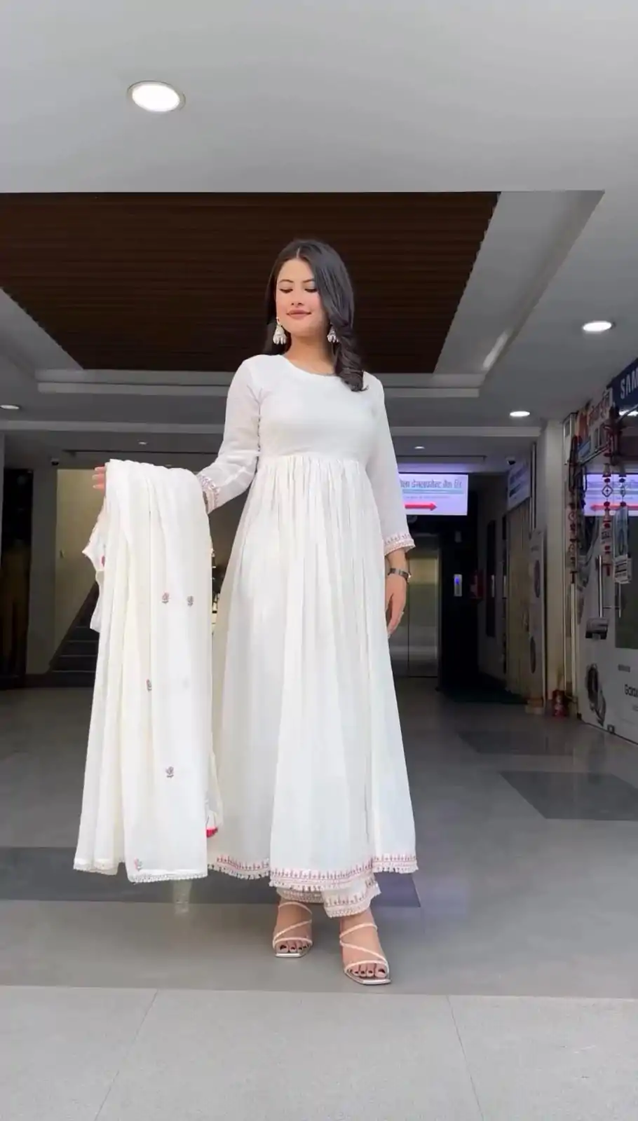Graceful White Color Foix Georgette Thread Sequence Salwar Suit - Image 2
