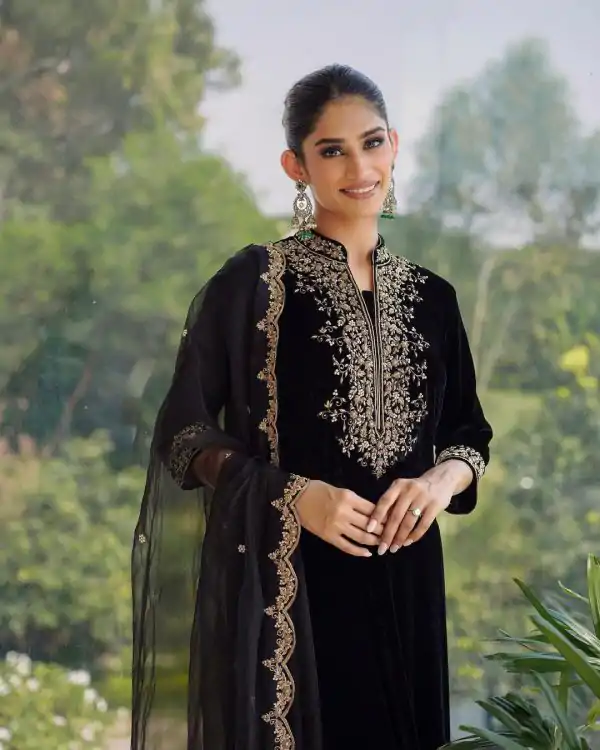 Majestic Black Color Heavy Viscose Velvet With Heavy Embroidery Sequence Work