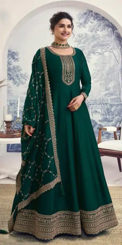 Splendorous Green Color Silk Georgette with Embroidery Work Anarkal Suit