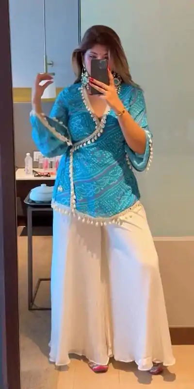 Sky Blue Georgette Cowrie Lace Work Salwar Suit