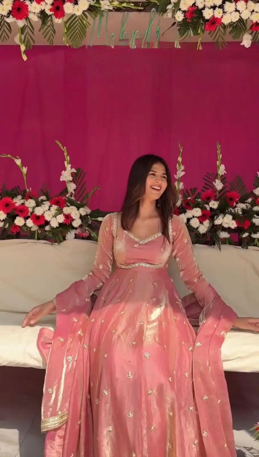 Peach Fendy Silk Lace Work Salwar Suit