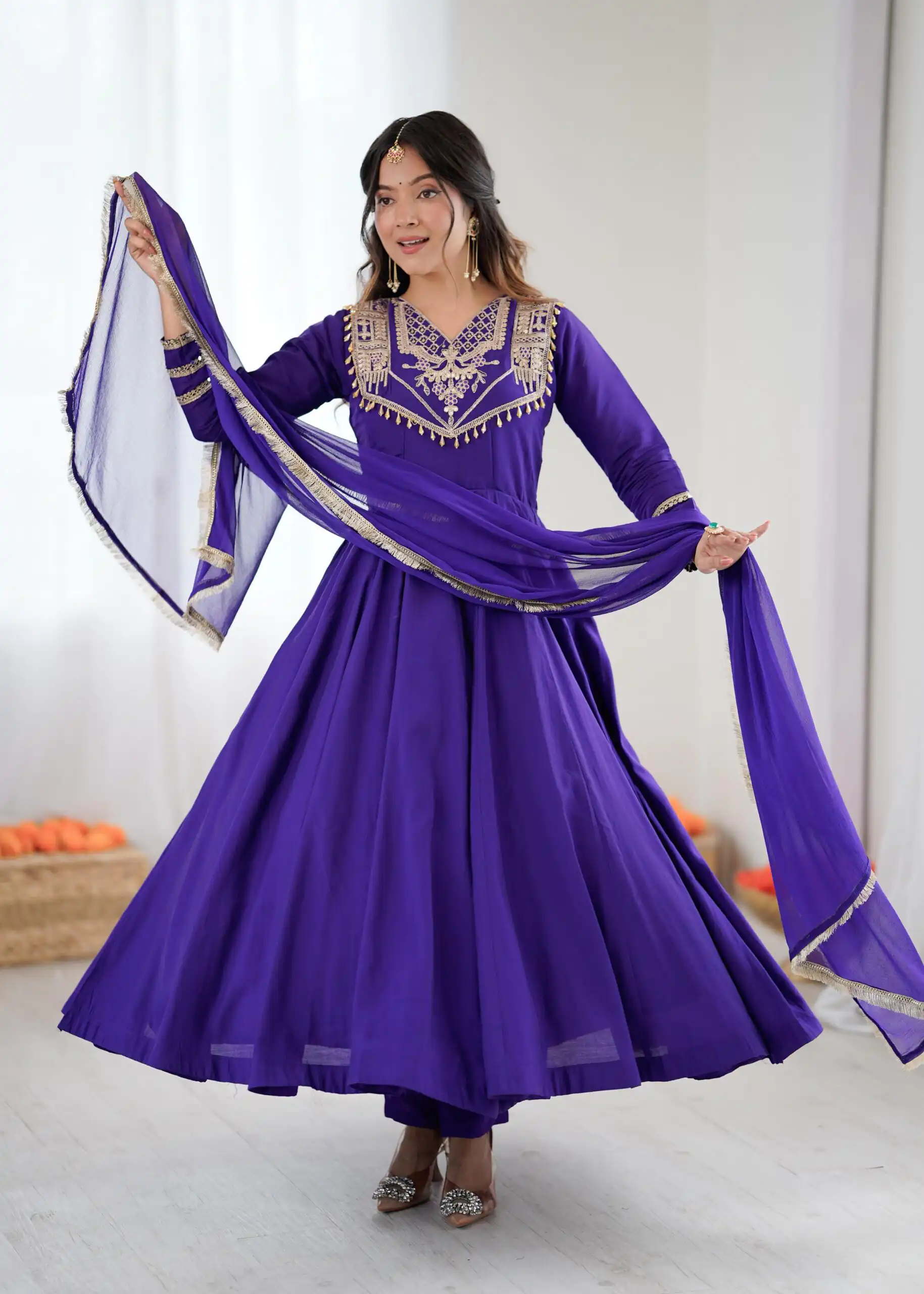 Purple Roman Silk Lace Work Border Gown - Image 10